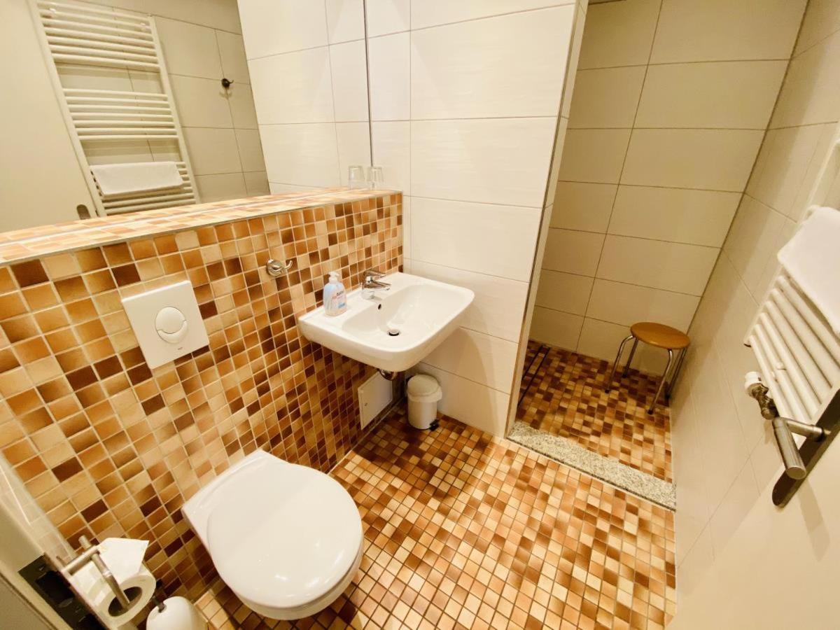 Villa Seevogel/Seeadler Росток Екстериор снимка